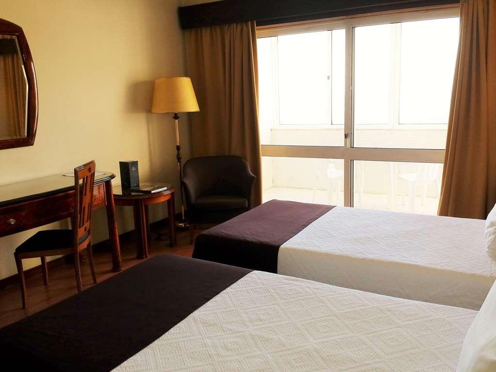 โกลเดน ทิวลิป ปอร์โต กายา โฮเต็ล แอนด์ สปา - A26 Hotel บีลาโนวาเดกายา ห้อง รูปภาพ