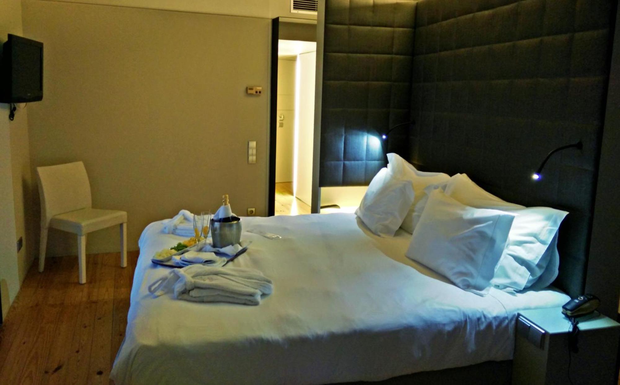 โกลเดน ทิวลิป ปอร์โต กายา โฮเต็ล แอนด์ สปา - A26 Hotel บีลาโนวาเดกายา ห้อง รูปภาพ